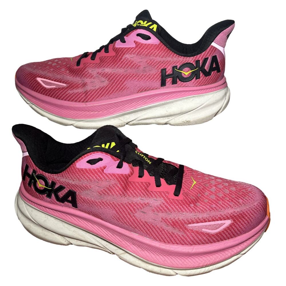 HOKA Women's Clifton 9 Running Athletic Shoes ~ Raspberry Strawberry ~ Size 10 B